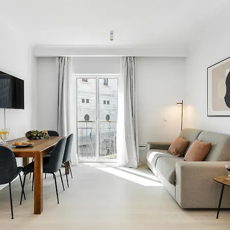 Les Deux Mariettes Apartments & Suites *