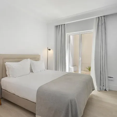 Les Deux Mariettes Apartments & Suites *