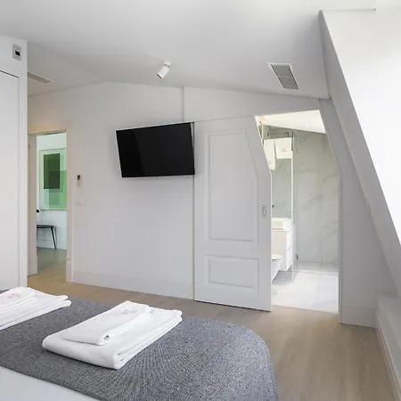 Les Deux Mariettes Apartments & Suites