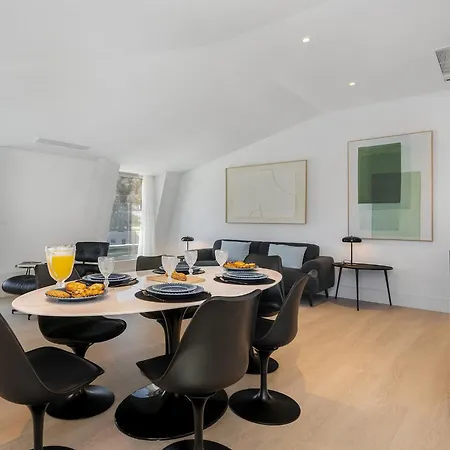 Les Deux Mariettes Apartments & Suites *