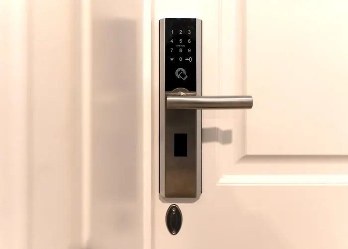 Les Deux Mariettes & 아파트 *