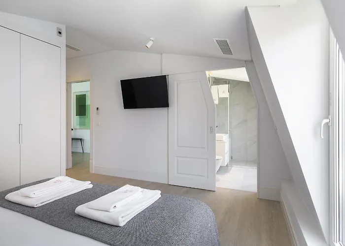 Les Deux Mariettes &