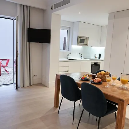 Les Deux Mariettes & Appartamento Lisbona